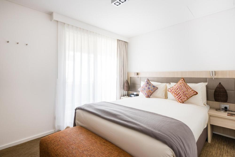 Emu Walk Apartments Ayers Rock Exterior photo