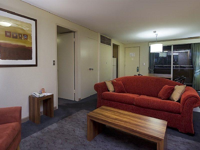 Emu Walk Apartments Ayers Rock Exterior photo