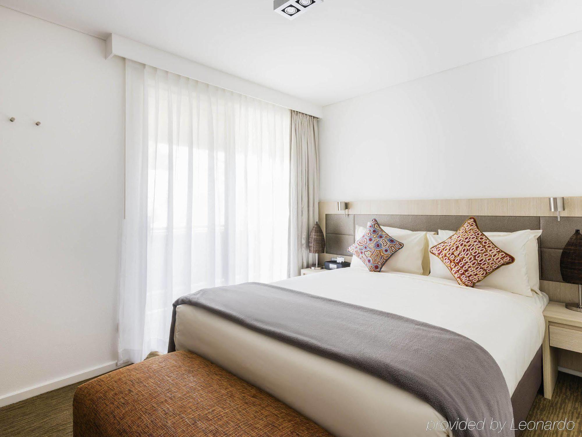 Emu Walk Apartments Ayers Rock Exterior photo