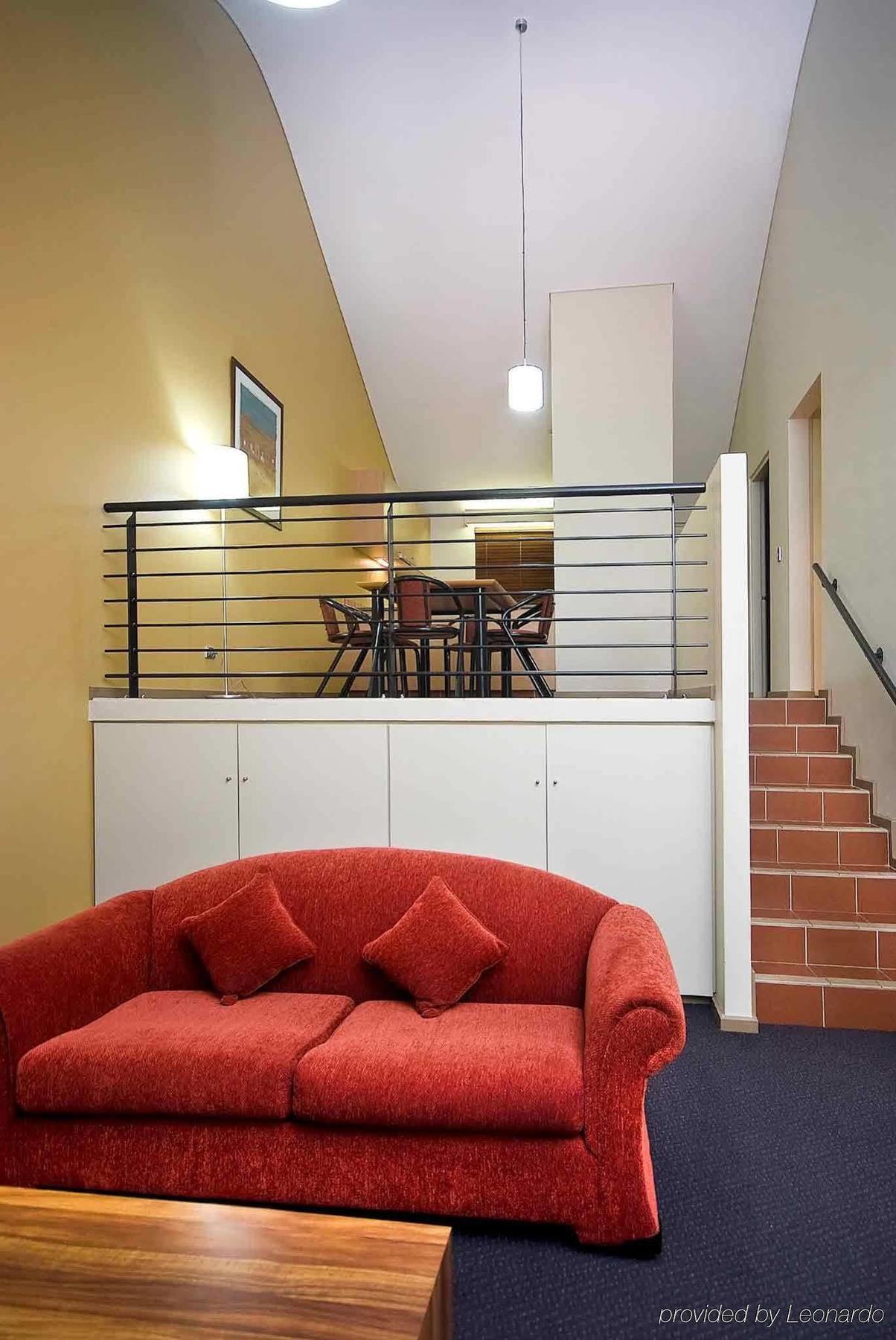 Emu Walk Apartments Ayers Rock Interior photo