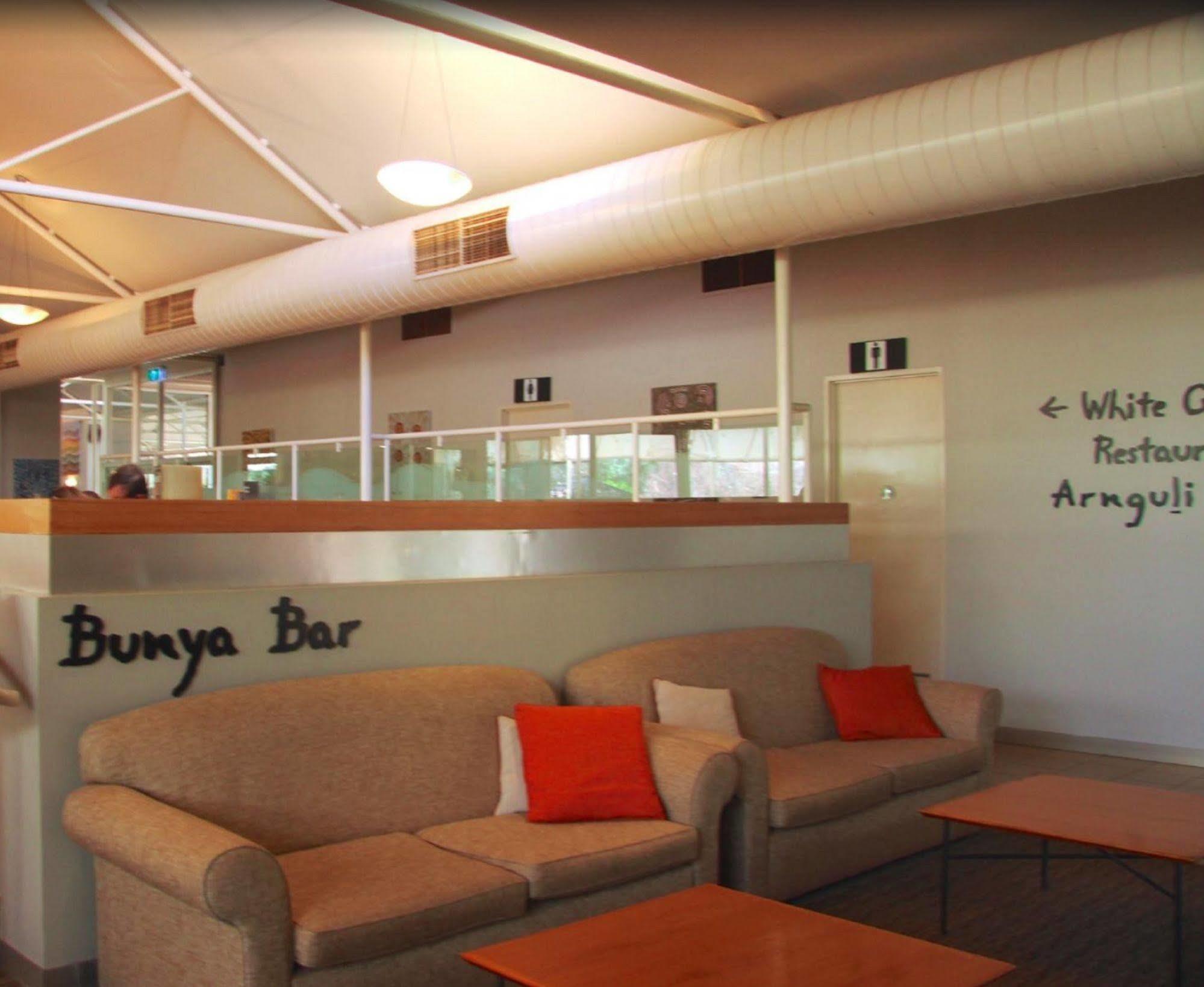 Emu Walk Apartments Ayers Rock Exterior photo